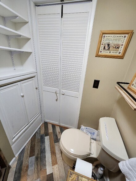 Building Photo - 206 Shepard Rd