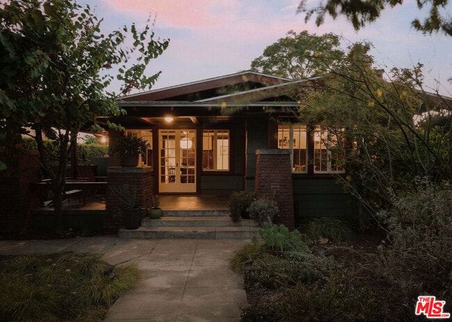 Building Photo - 2606 W Ave 30