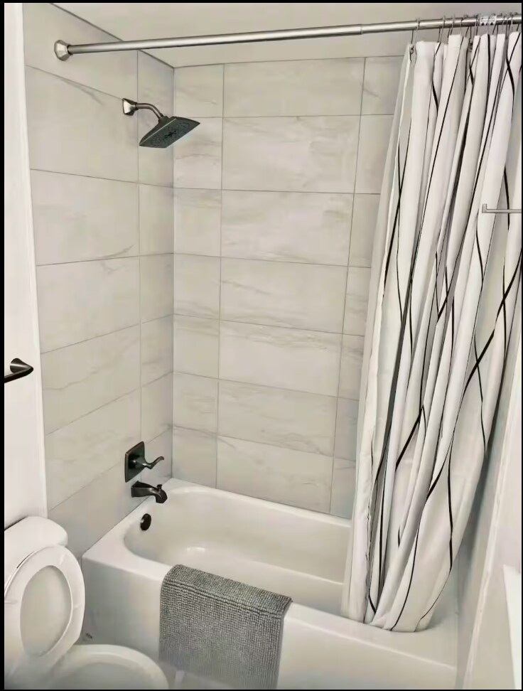 Building Photo - 1966 Rockledge Dr