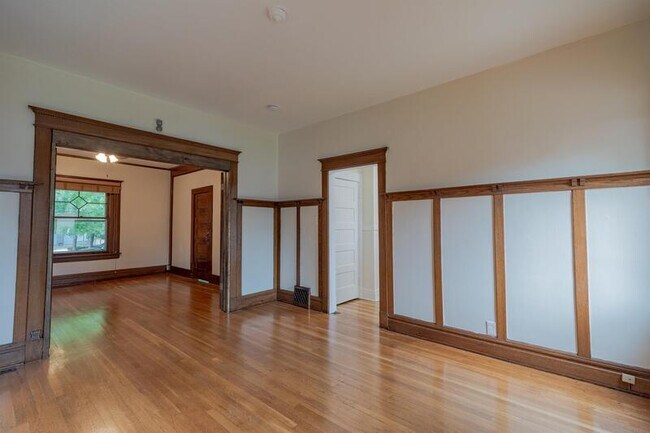 Building Photo - 1207 Clayton St