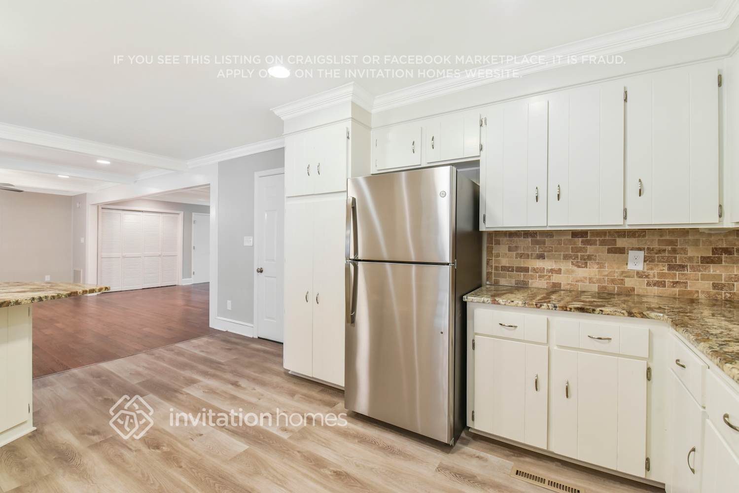 Building Photo - 9340 Pinenoll Ln