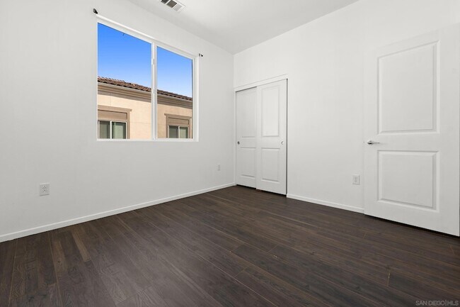 Building Photo - 1207 Paseo Seashore