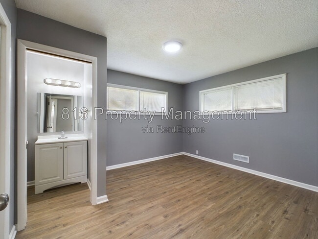 Building Photo - 10800 Blue Ridge Blvd