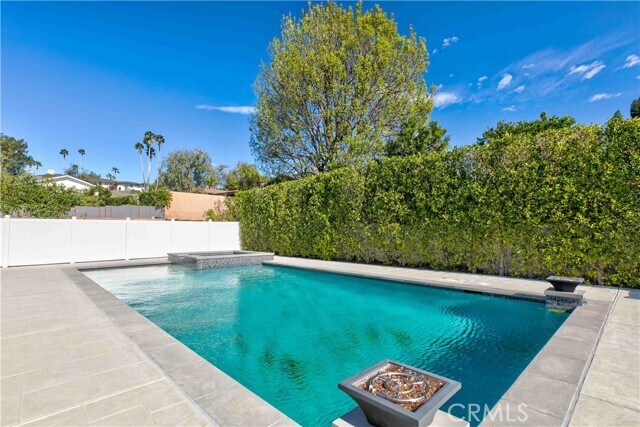 Building Photo - 11568 Newcastle Ave