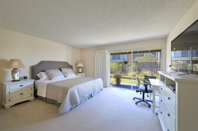 Building Photo - Luxury Pebble Beach Rental on 17 Mile Drive