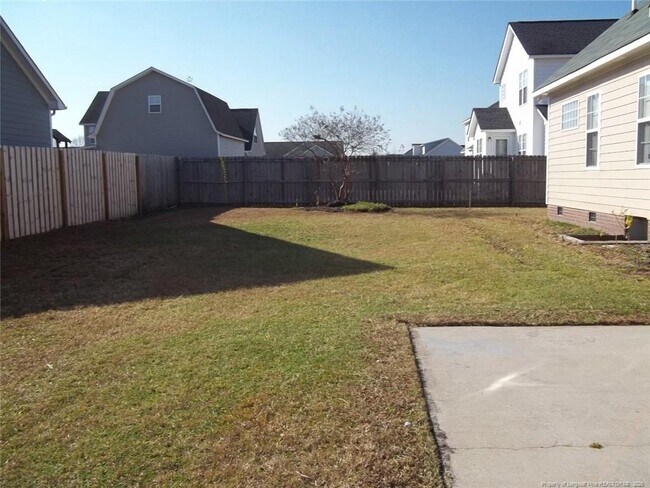 Building Photo - 5619 Walking Trail Way