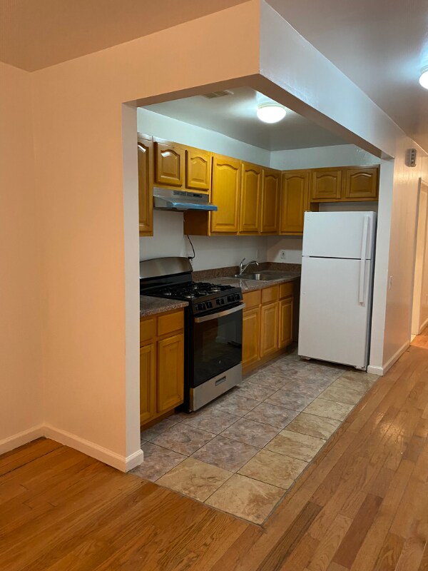 910 Summit Ave 910 Summit Ave The Bronx NY 10452 Apartment Finder