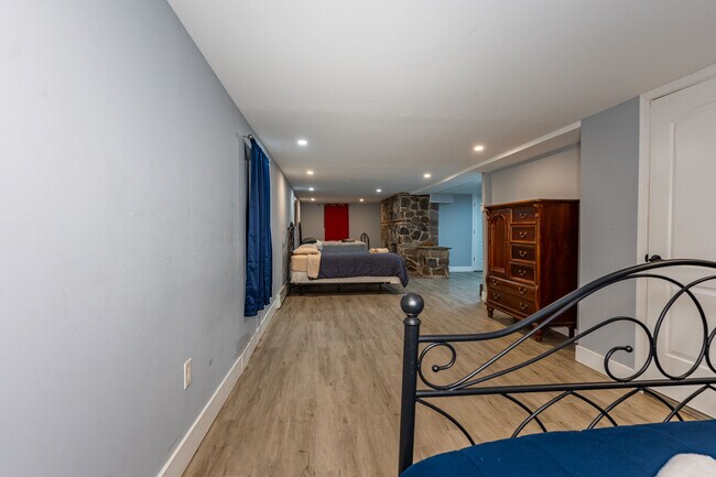 Building Photo - 173 Mountainview Rd