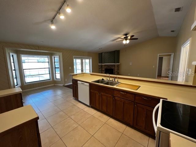 Building Photo - 7701 White Ash St