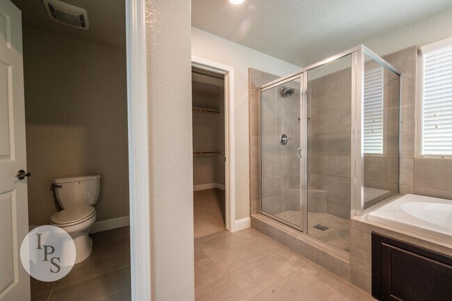 Building Photo - Canvas Collection at Copper River Ranch, 3BR/2.5BA, Built 2018, Gated Community - Lots of Amenities