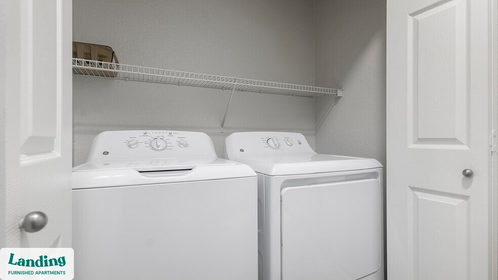 Building Photo - 1215 W Slaughter Ln