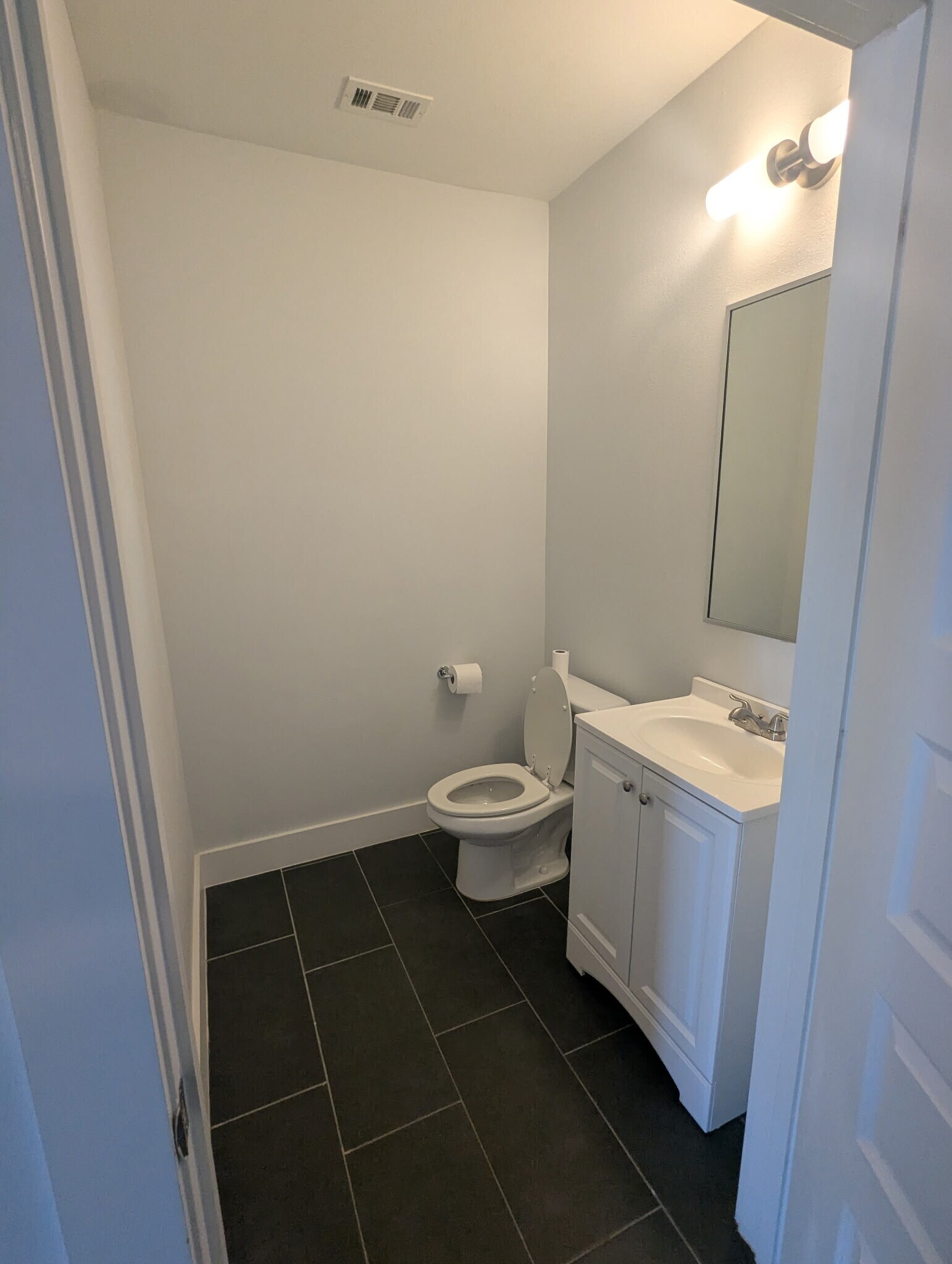 1st floor powder - 2213 Poquito St