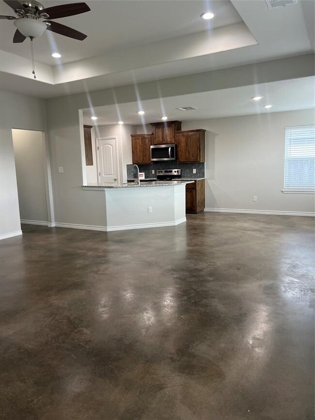 Building Photo - 1077 Fieldstone Dr