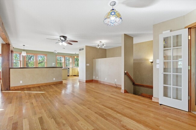 Building Photo - 102 N Gaw St