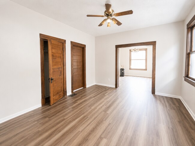 Building Photo - Two Bedroom House - Now Available!