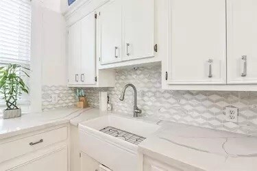 Building Photo - 1015 26th St