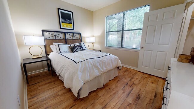 Building Photo - Spacious Comfort with $1,000 Savings!