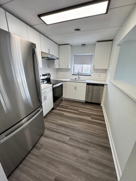 Building Photo - 30 Hill Rd