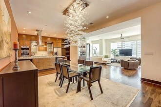 Building Photo - 1600 Post Oak Blvd