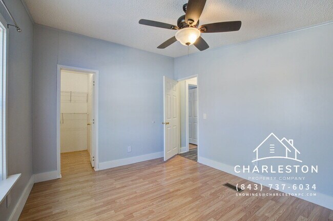 Building Photo - 1807 United Dr