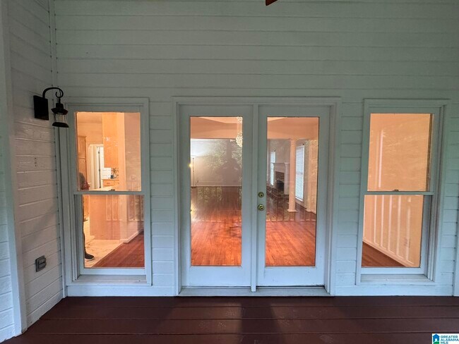 Building Photo - 2512 Christie Cir