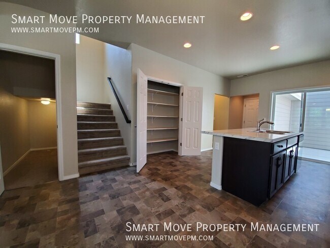 Building Photo - 3693 N Warm Creek Ave