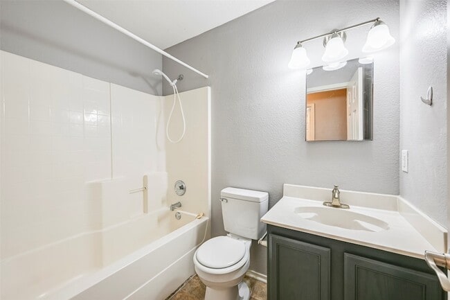Building Photo - 8406 Beachplum Way