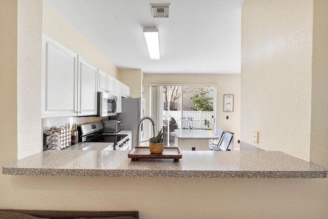 Building Photo - 9090 NW 40th Pl