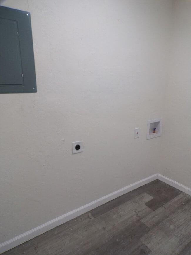 Building Photo - Great redo across the street form Pat Henry Elementary School