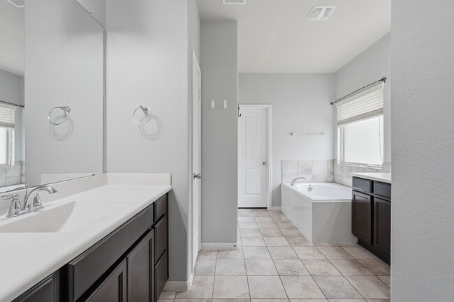 Building Photo - 9217 Silver Back Trail