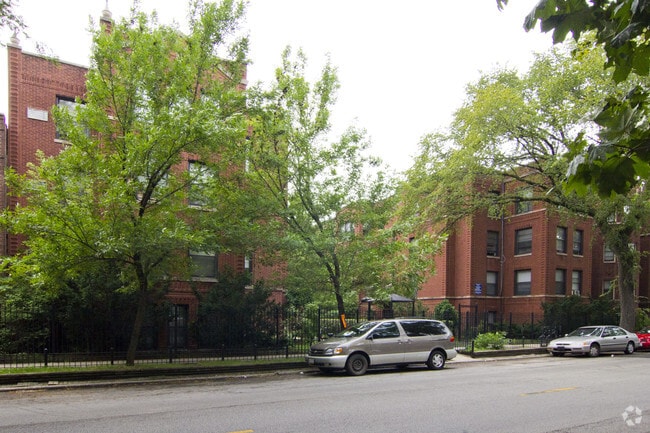 Primary Photo - 6540 N. Ashland