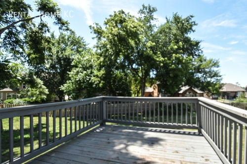 Building Photo - 23520 W 73rd Terrace