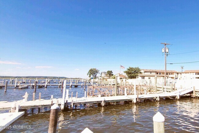 Building Photo - 76 Wharfside Dr
