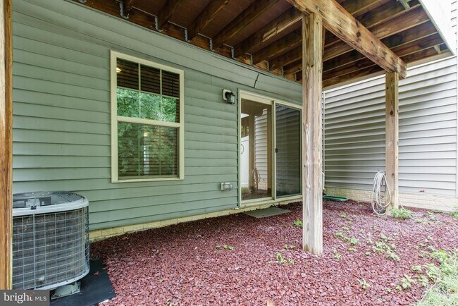 Building Photo - 7231 Winding Hills Dr