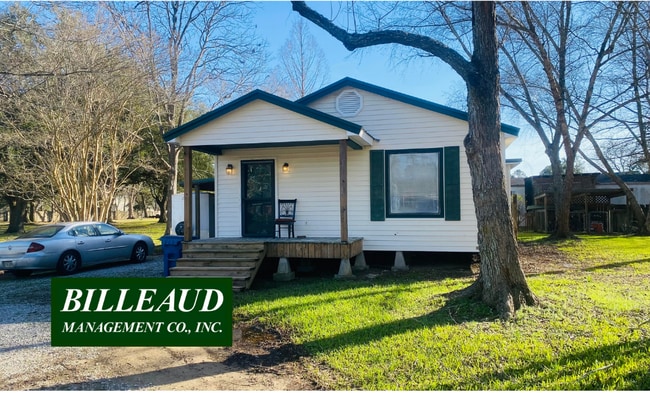 Primary Photo - 208 Darbonne Rd