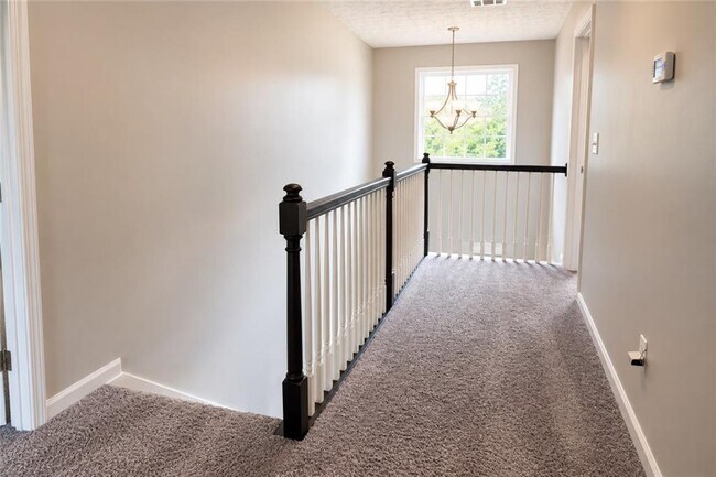 Building Photo - 190 Wilhelmina Dr