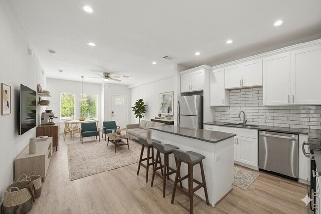 Building Photo - 4007 New Orleans St