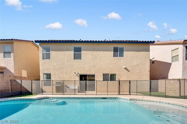 Building Photo - 11142 Romola St