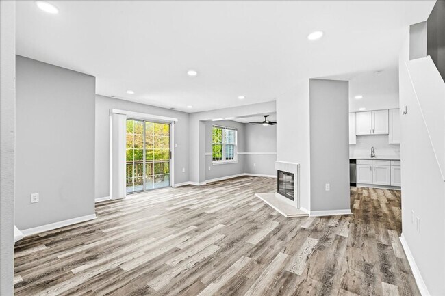 Building Photo - 2607 Warren Way