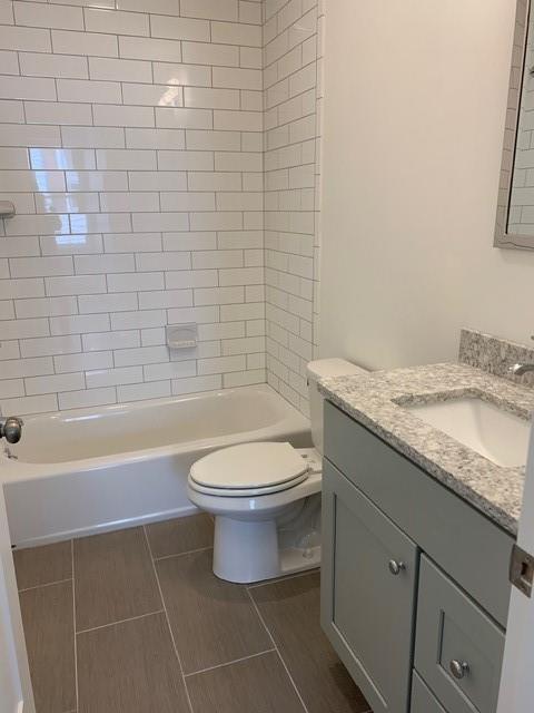 Building Photo - 415 Warren Ave