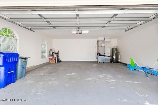 Building Photo - 337 S Mill View Way