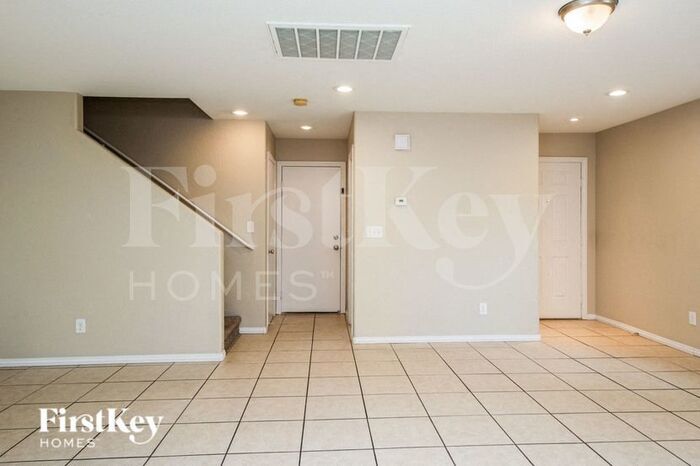 Building Photo - 10833 Beach House Ave