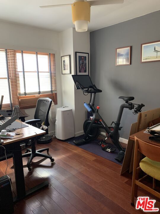 Building Photo - 1203 Cabrillo Ave