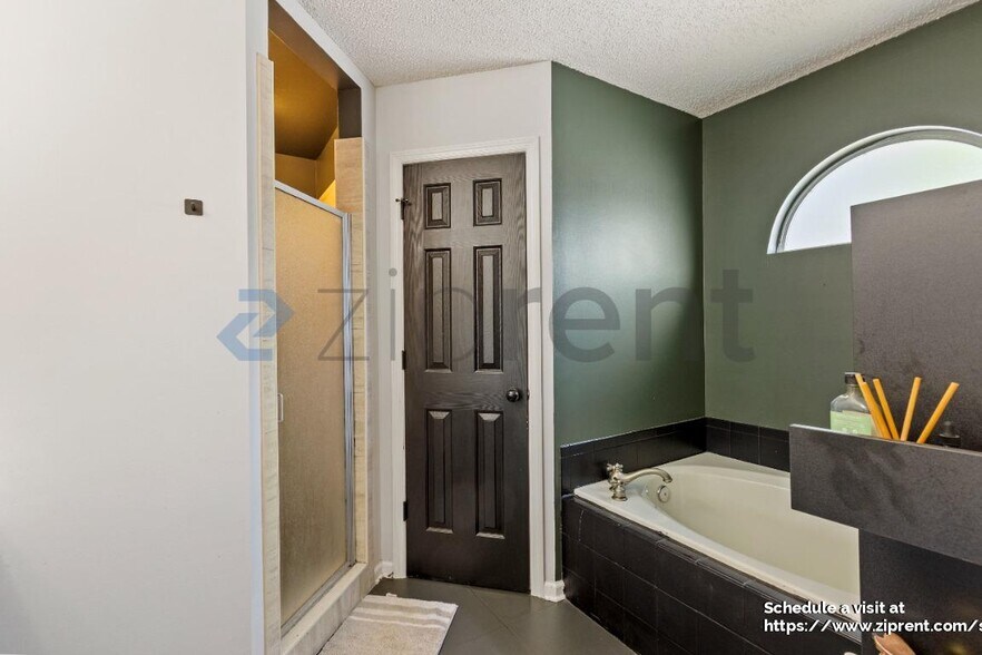 Building Photo - 10565 Indigo Hills Ln