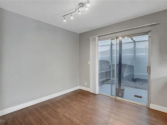 Building Photo - NO MIN CREDIT SCORE REQUIRED, BK OKAY, PAST EVICTION OKAY!, BACKGROUND FRIENDLY. Apply at "The Re...