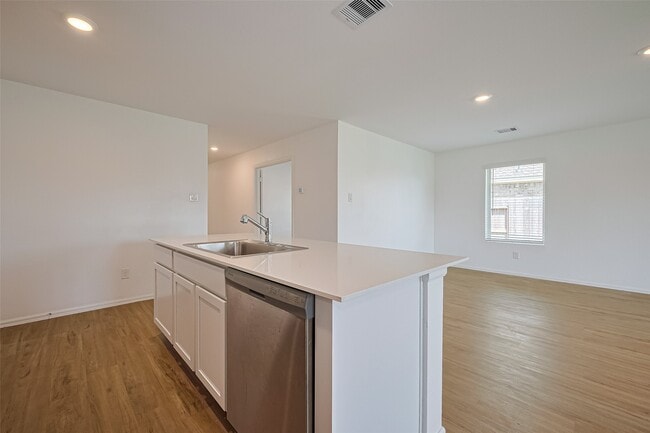 Building Photo - 9603 Fulvetta Briar Ct