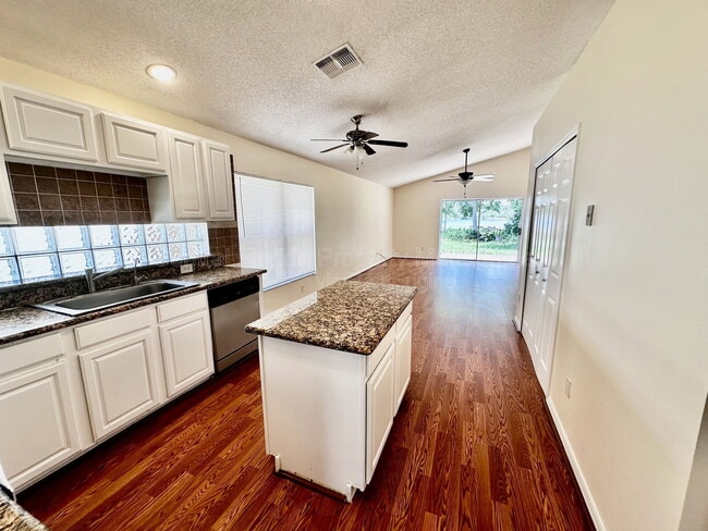 Building Photo - 9217 Telfer Run