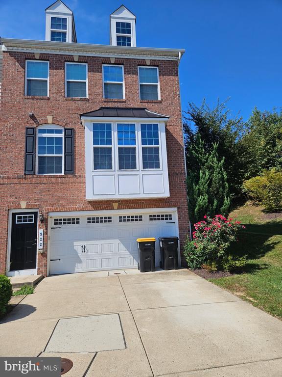 Building Photo - 922 Magnolia Blossom Ct