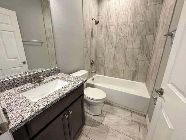 Building Photo - Immaculate 3-Bedroom, 2-Bathroom Home in Palm Bay