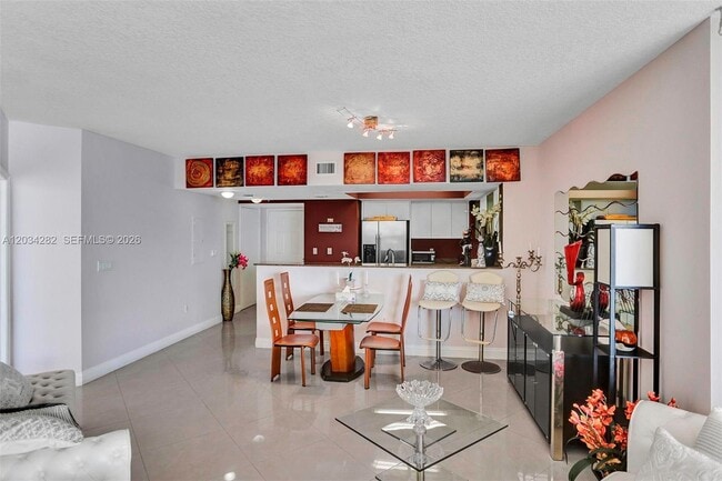 Building Photo - 16699 Collins Ave